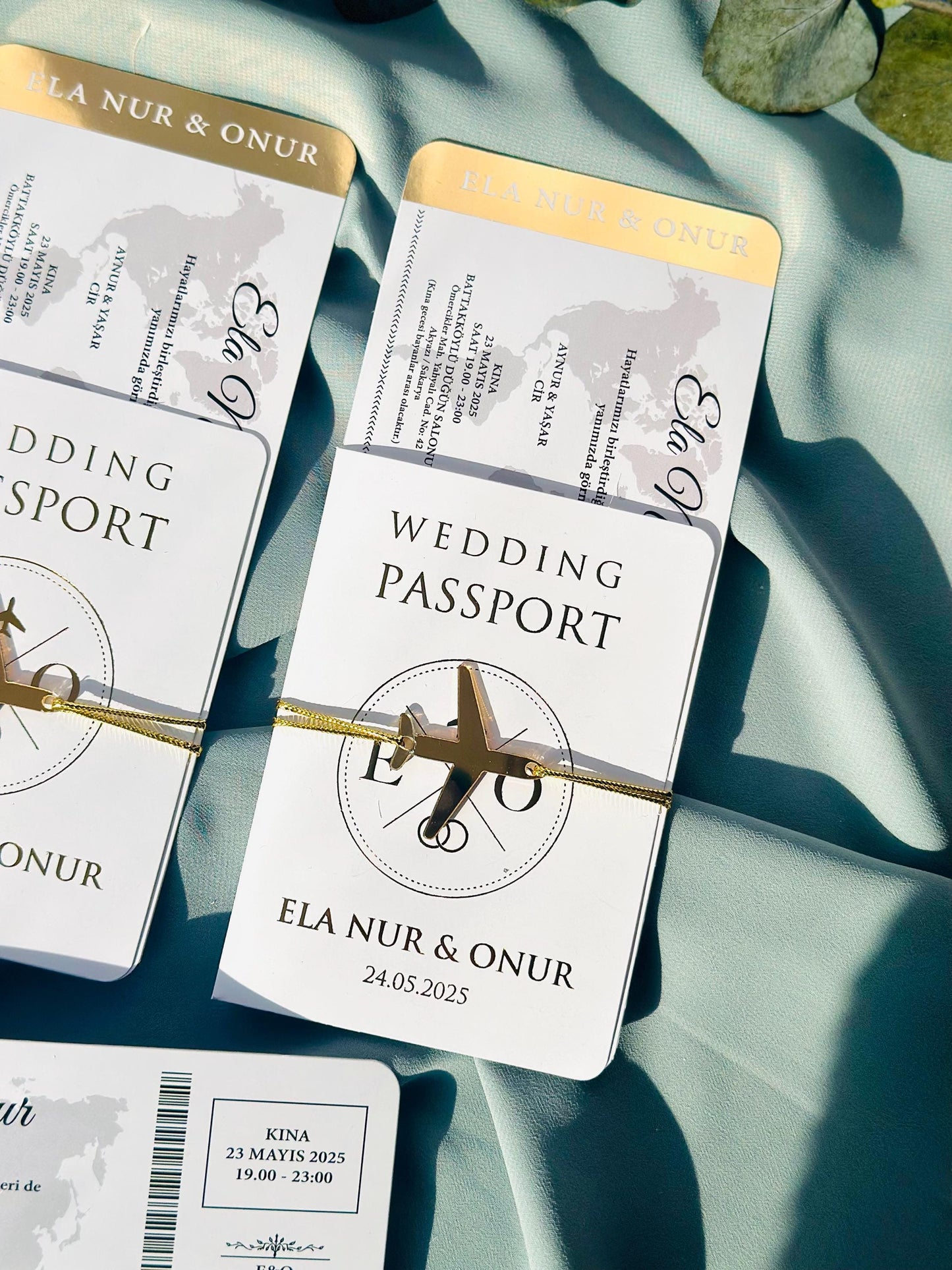 Passport Invitation with Gold Foil and White Passport Cover, Passport Invitation, Boarding Pass Invites, Passport Invite, Wedding Invitation