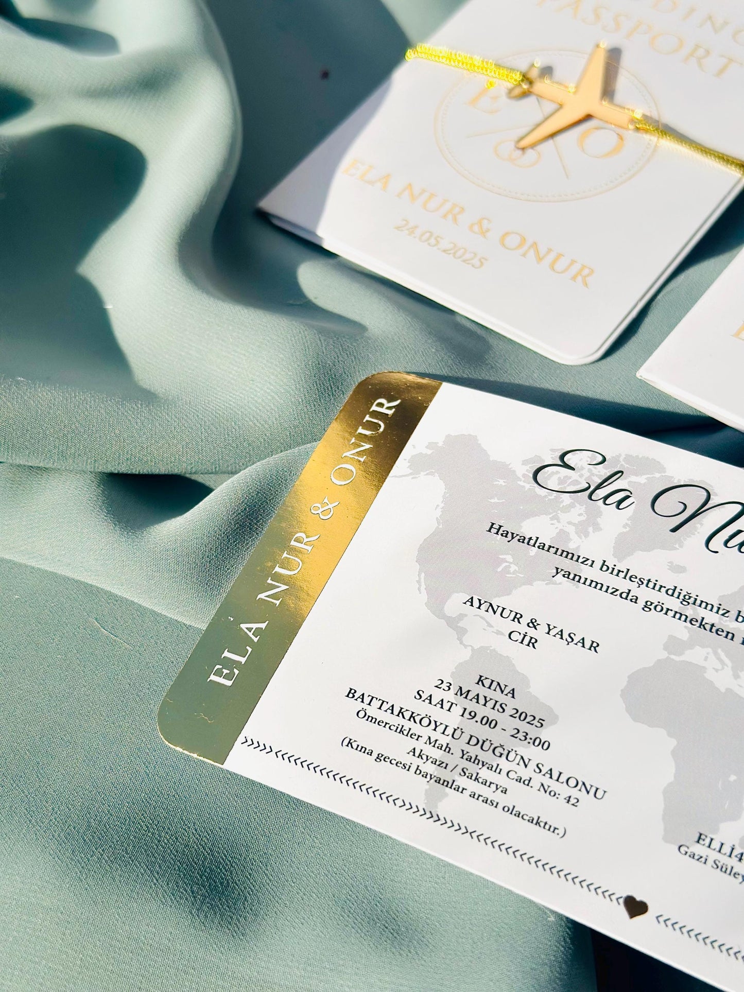 Passport Invitation with Gold Foil and White Passport Cover, Passport Invitation, Boarding Pass Invites, Passport Invite, Wedding Invitation