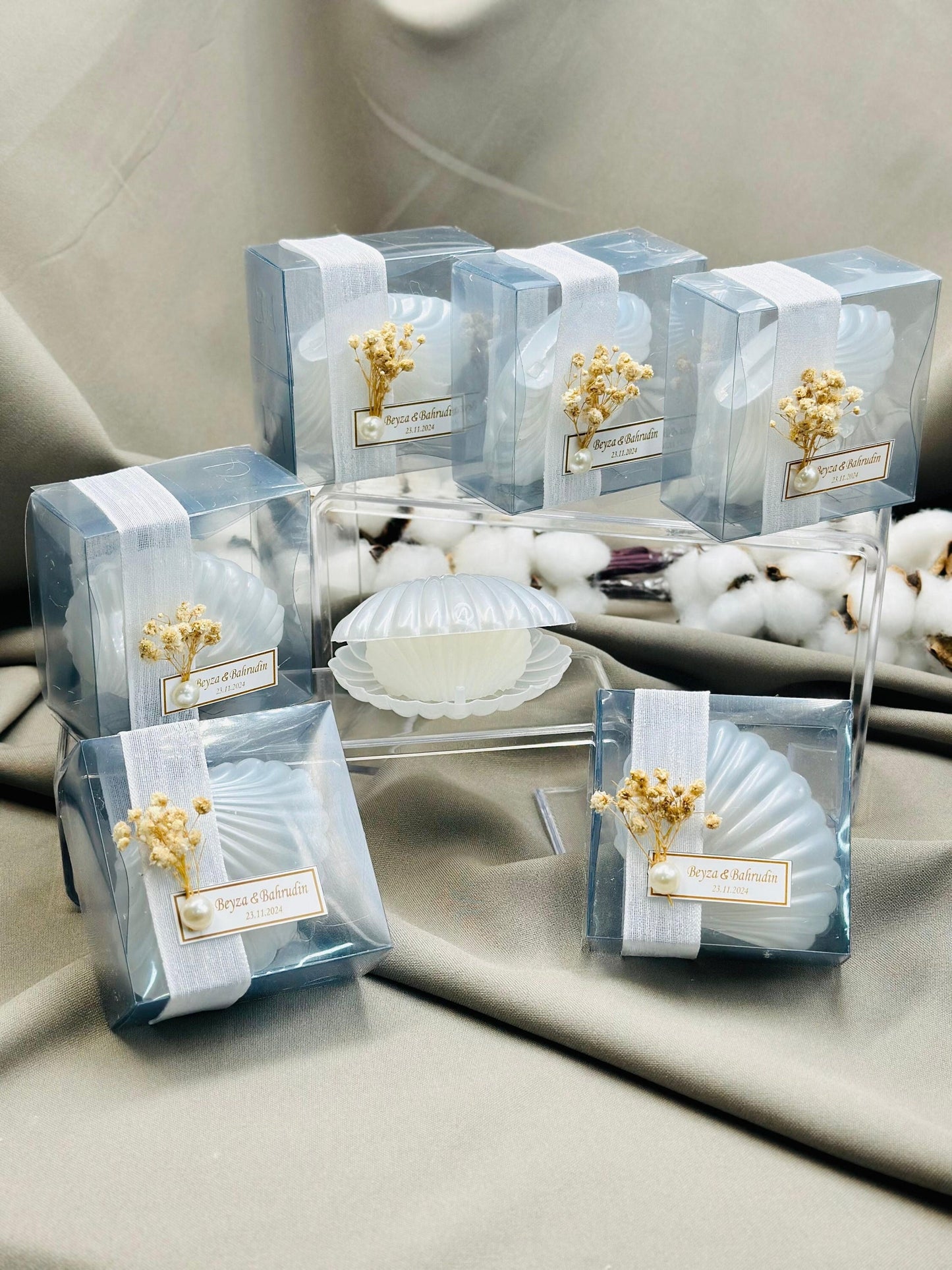 Personalized Oyster Candle, Wedding Candle Favors, Rose Candle Gift, Bridemaid Favors for Guest, Favor for Wedding, Elegant Wedding Candle