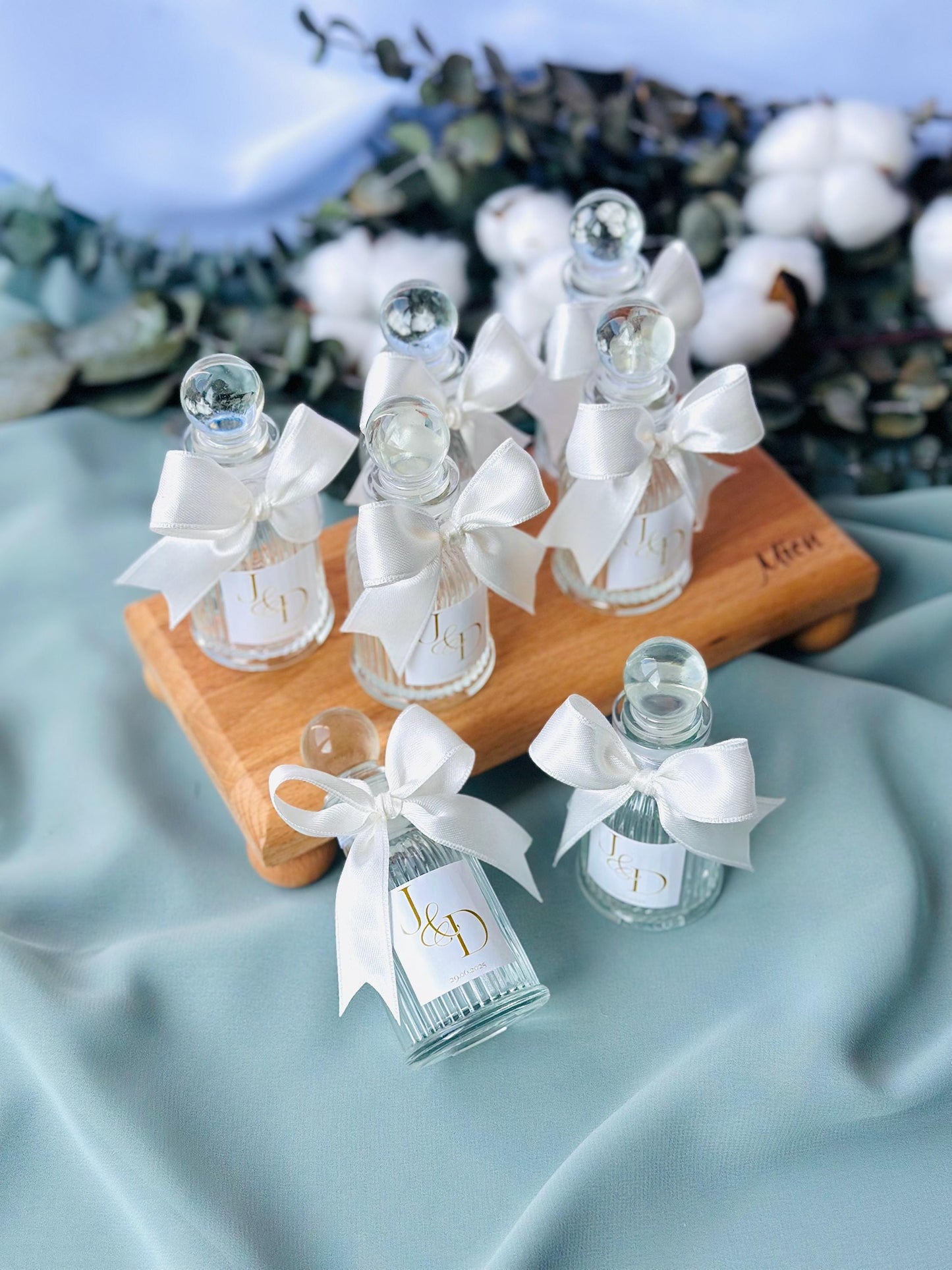 Empty Glass Cologne Bottles, Wedding Favors, Engagement Favors, Baptism Bottle, Holy Communion, Christening Favors, Bride Baptism