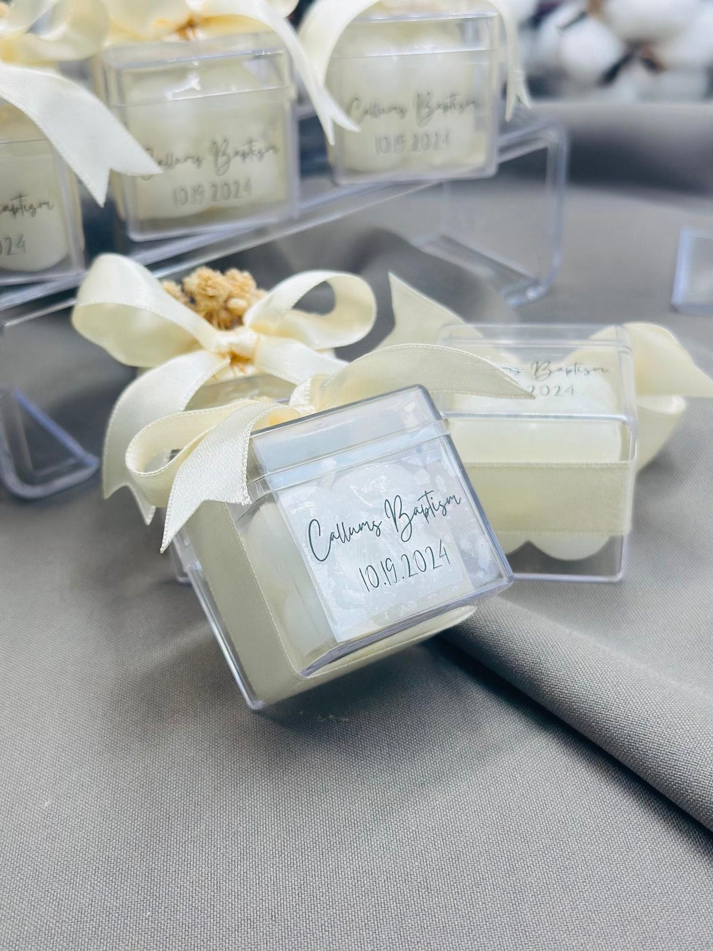 Personalized Bubble Candle Wedding Favors For Guests in Bulk, Special Wedding Candle, Engagement and Henna Gift, Unique Favors, Bulk Favors