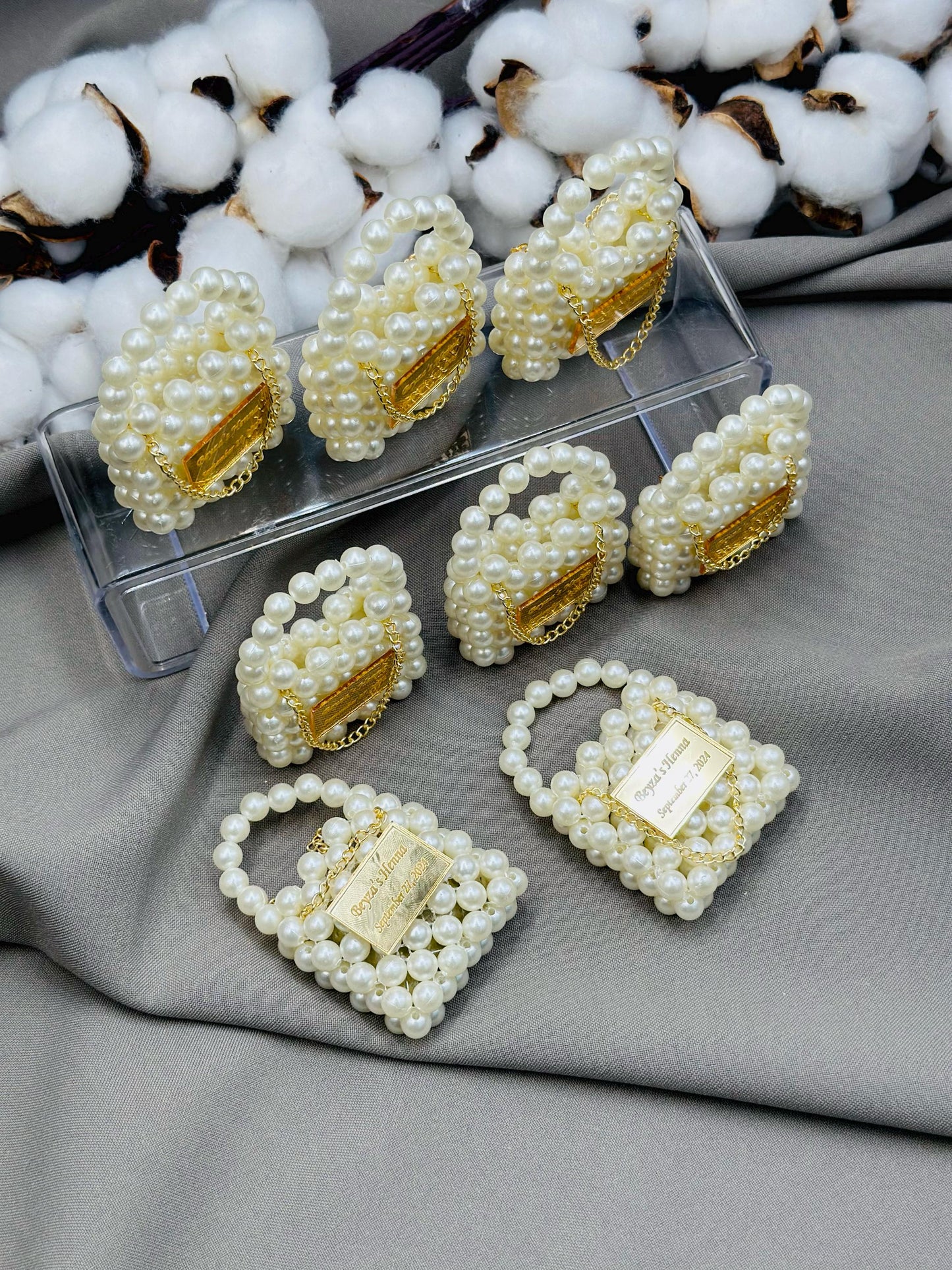 Mini Pearl Bag, Premium Chocolate, Handmade Wedding Favor, Luxury Bridal Shower Gift, Personalized Pearl Clutch, Pearl Purse Favor
